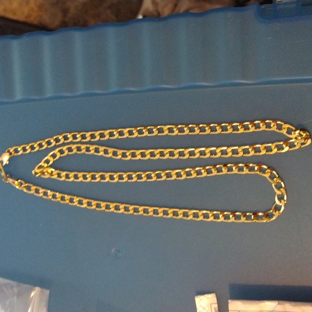24" 18k necklace